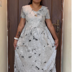 FT039-Peacock feeding- back bow