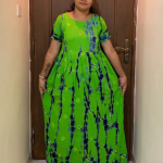 FT068-Peacock feeding NIghty