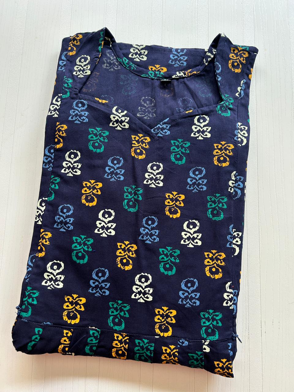 WhatsApp Image 2025-12-13 at 1.37.25 PM FTXLZ010-Peacock feeding frock - Image 1