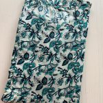 FTXLZ017-Peacock feeding frock