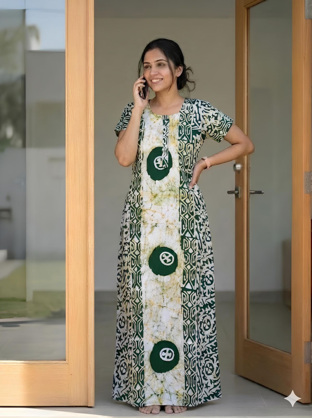 e5798c3a-bf93-4830-9a10-f4bdbd8625b2 ZPPC082-Peacock Batik A-line Collection - Image 1