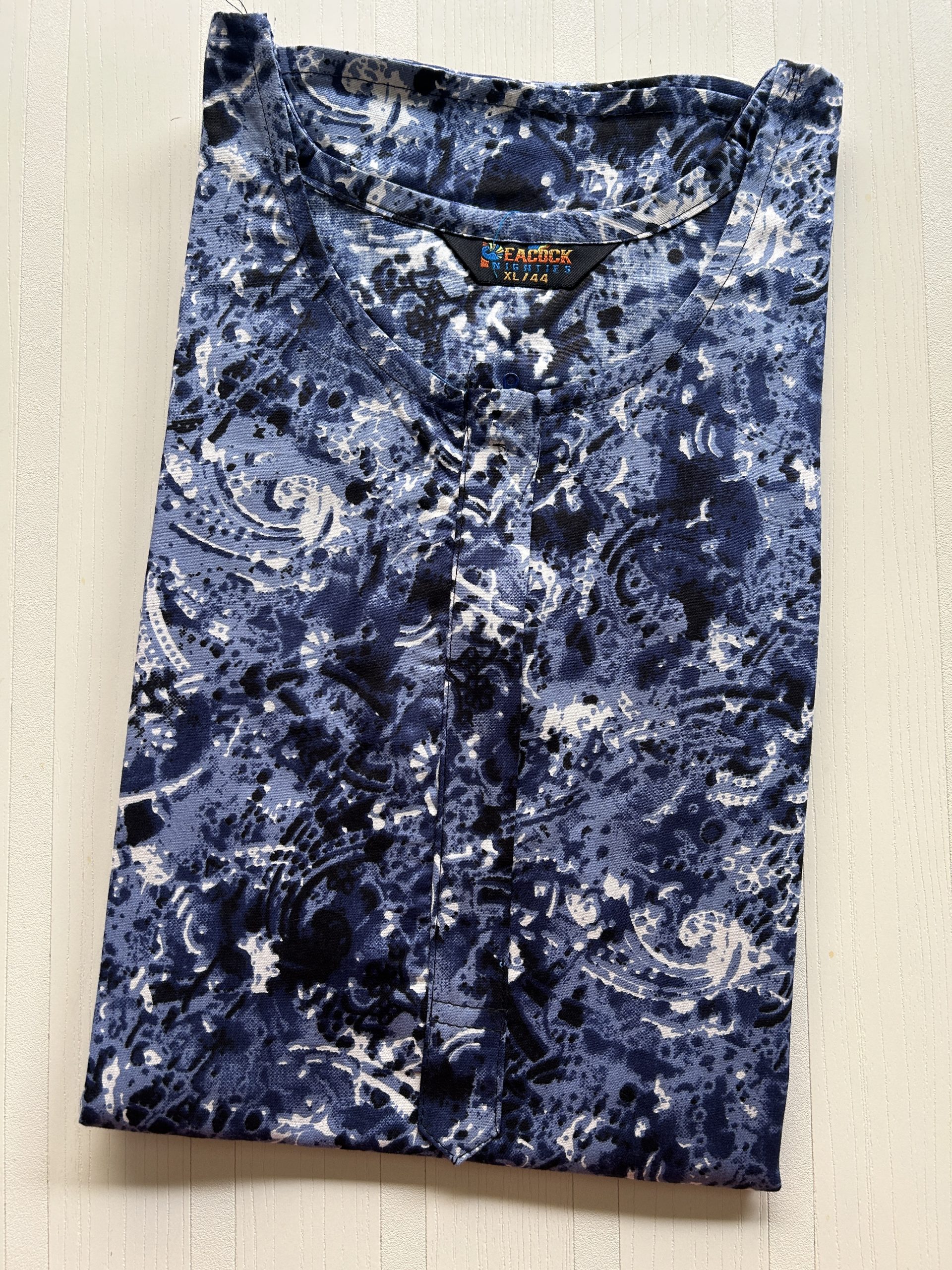 IMG_0613 00AA-PHZH-046- Height Peacock Zip Nighty - Image 1