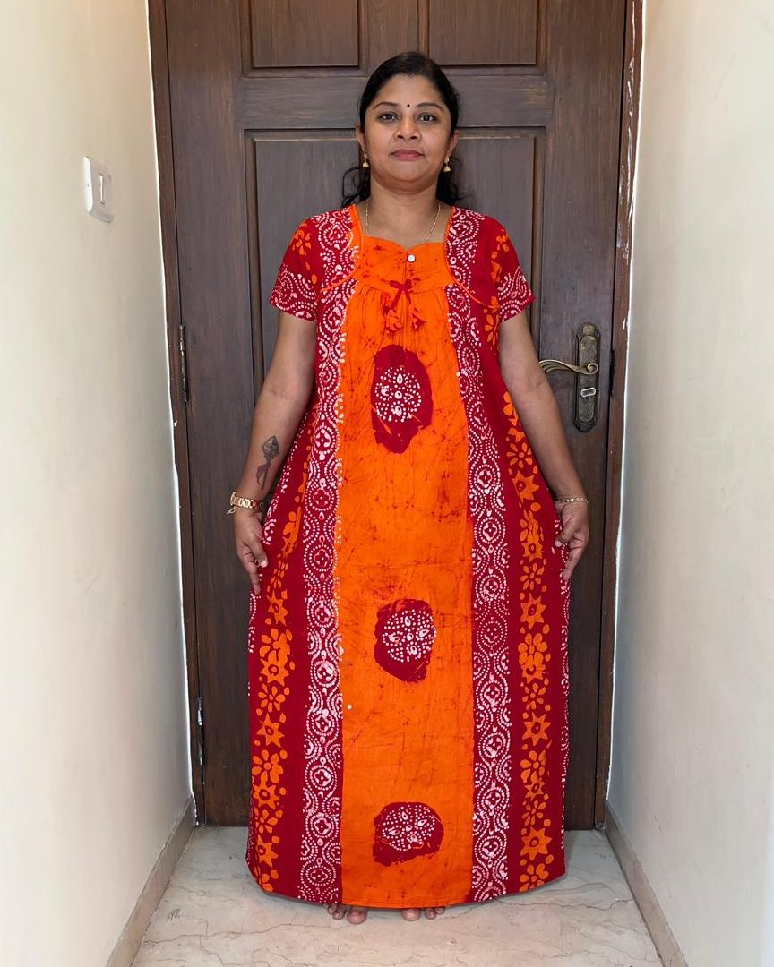 WhatsApp Image 2026-03-16 at 4.14.01 PM 00AA-PEPNZ-102-Peacock Pleats No Ziip Batik - Image 1