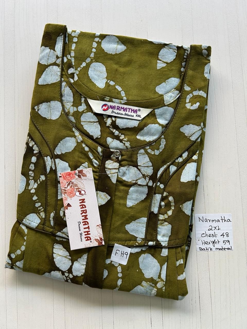 WhatsApp Image 2026-03-27 at 7.19.39 PM (1) 00N-NBZ-002-NARMADHA ZIP BATIK NIGHTY - Image 1