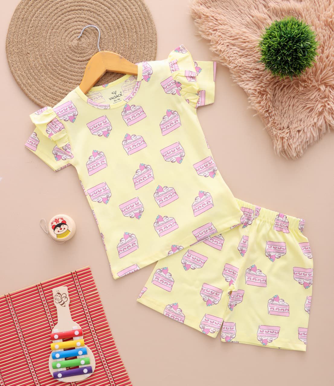 WhatsApp Image 2026-03-31 at 7.22.46 PM 00UK-015-UNISEX SHORTS - Image 1