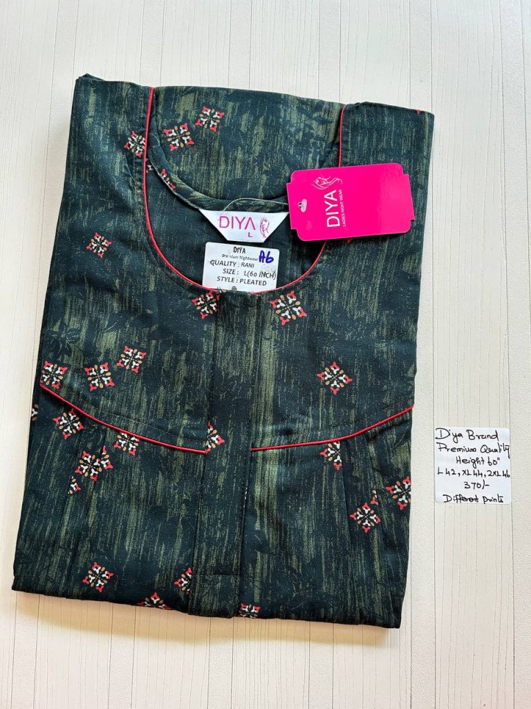 DN040 DIYA BRAND Height Pleats zip