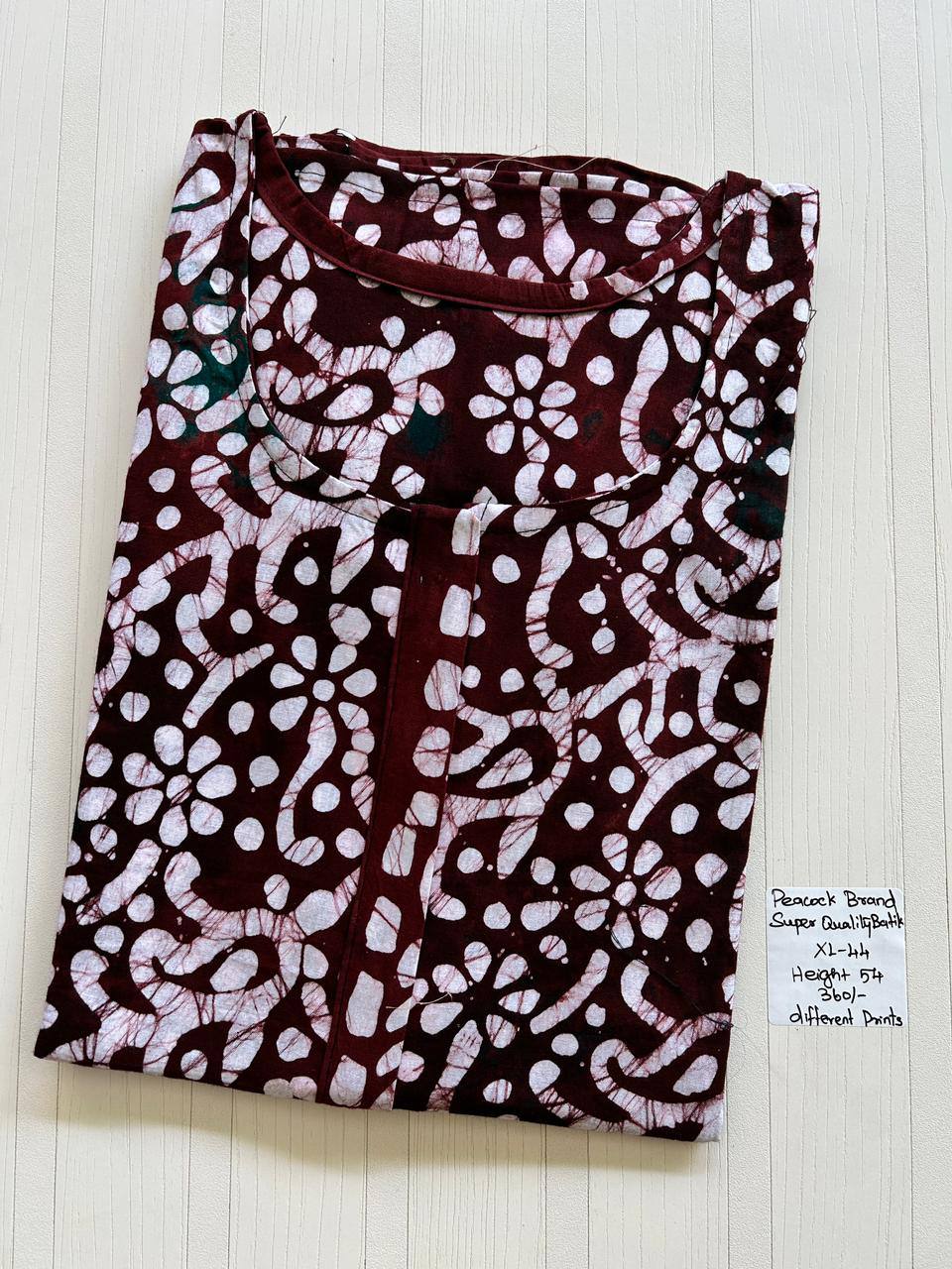 product-0.jpg AA0534 Peacock zip Batik