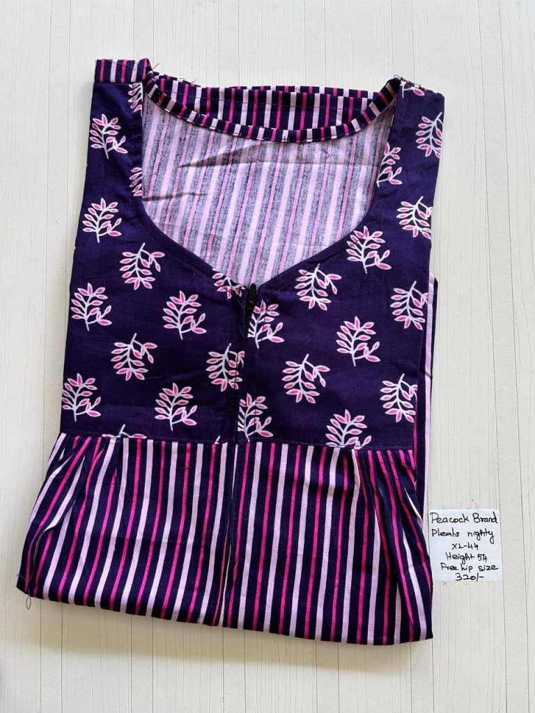 AA0244 Peacock Pleats zip