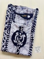 AA0506 Peacock zip Batik