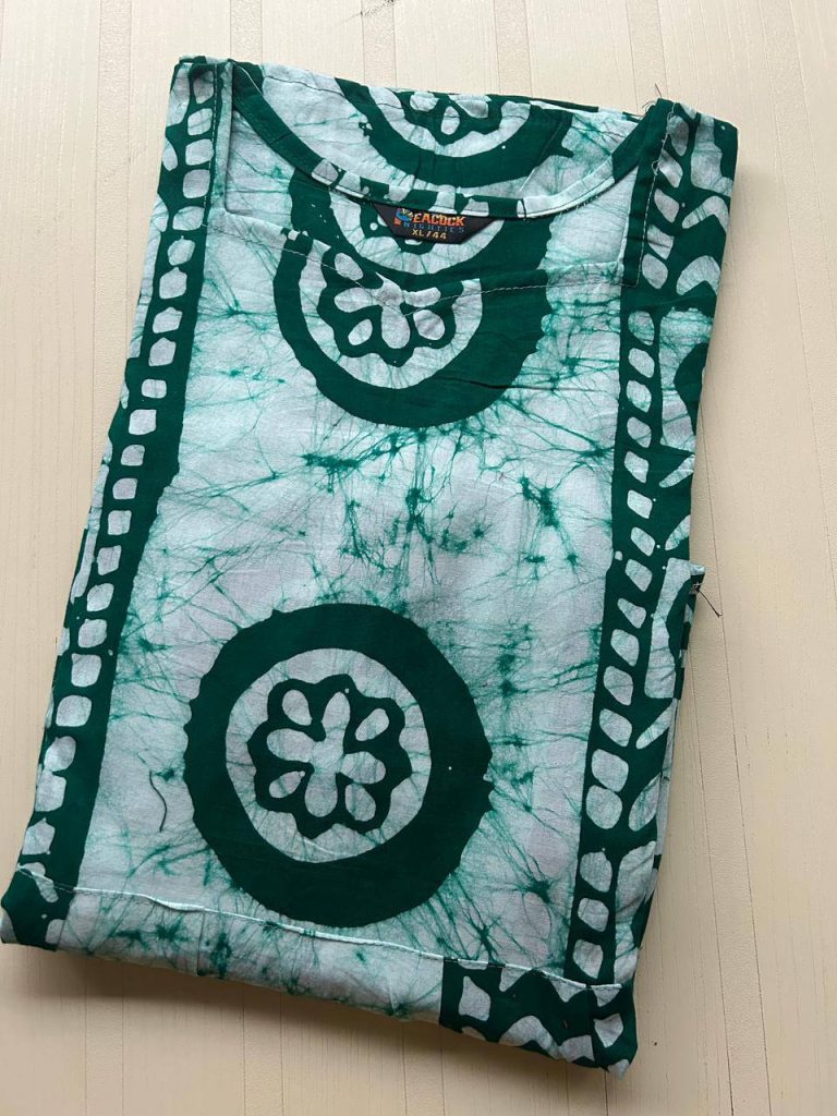 AA0915 Peacock Frock Batik