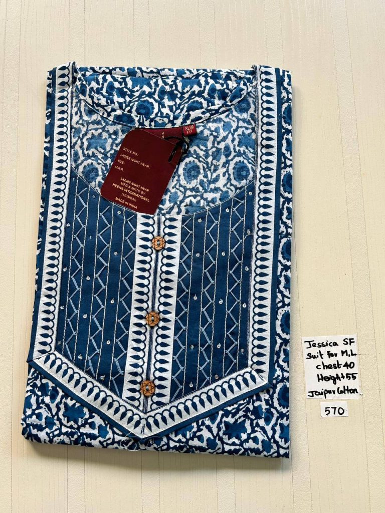 AJ0004 Jessica VV AL