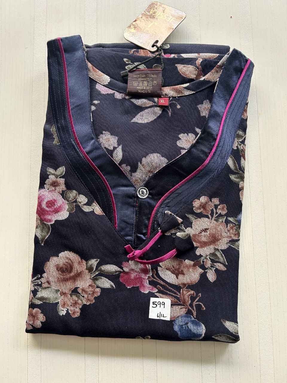 product-0.jpg CJ183 Height Jessica spun AL