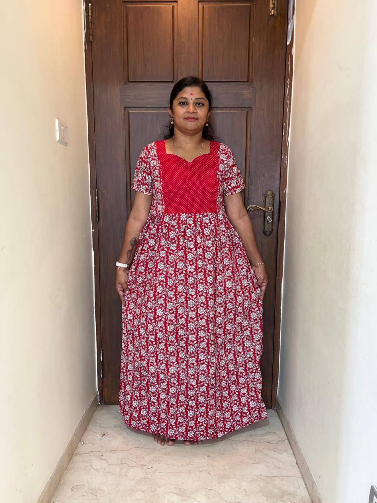 AP1101 Peacock Feeding Frockk