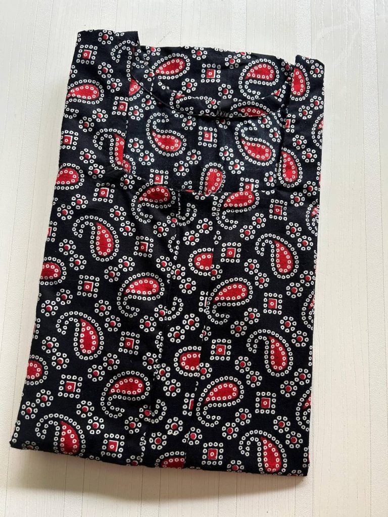 AP0710 Height Peacock zip