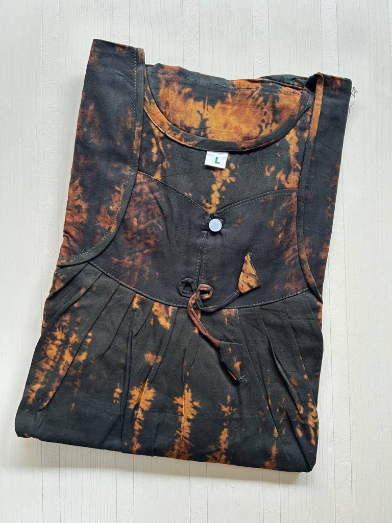 AA0111 Peacock Pleats no ziip