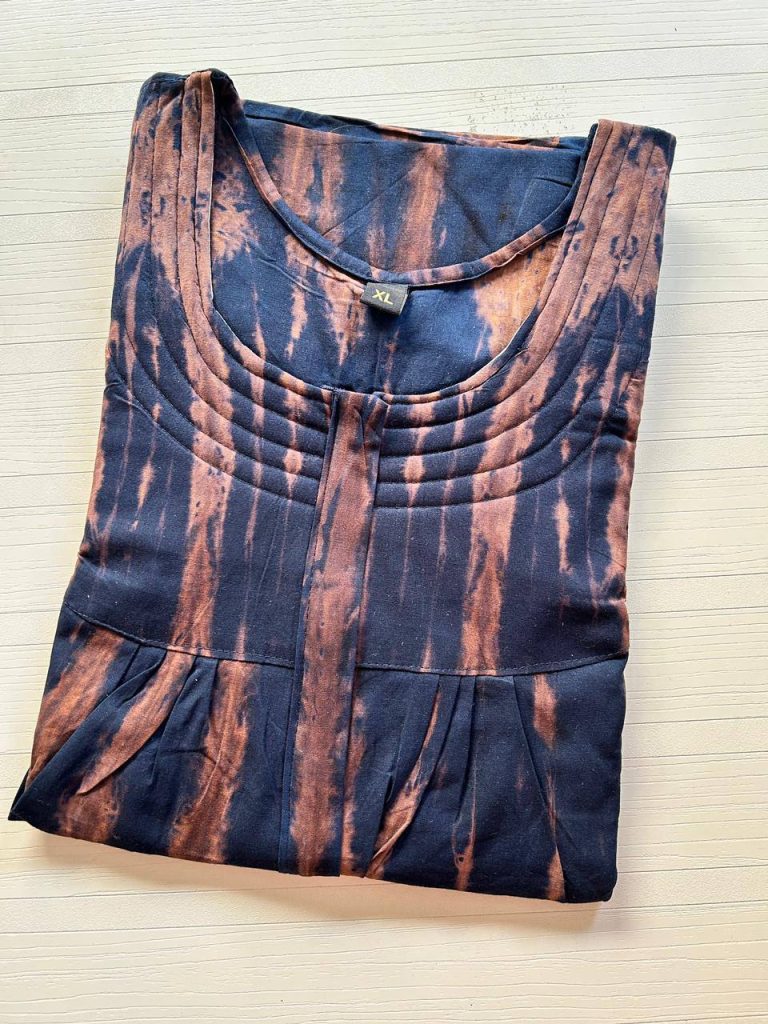 AA0145 Height Peacock pleats Zip