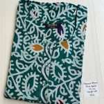 AA0752 Peacock zip Batik(openable button)