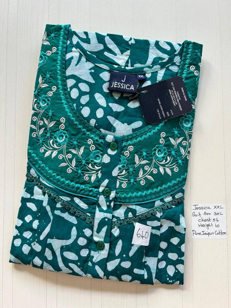 DJ812 Jessica Pleats Batik