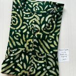 AA0268 Peacock Pleats Zip Batik