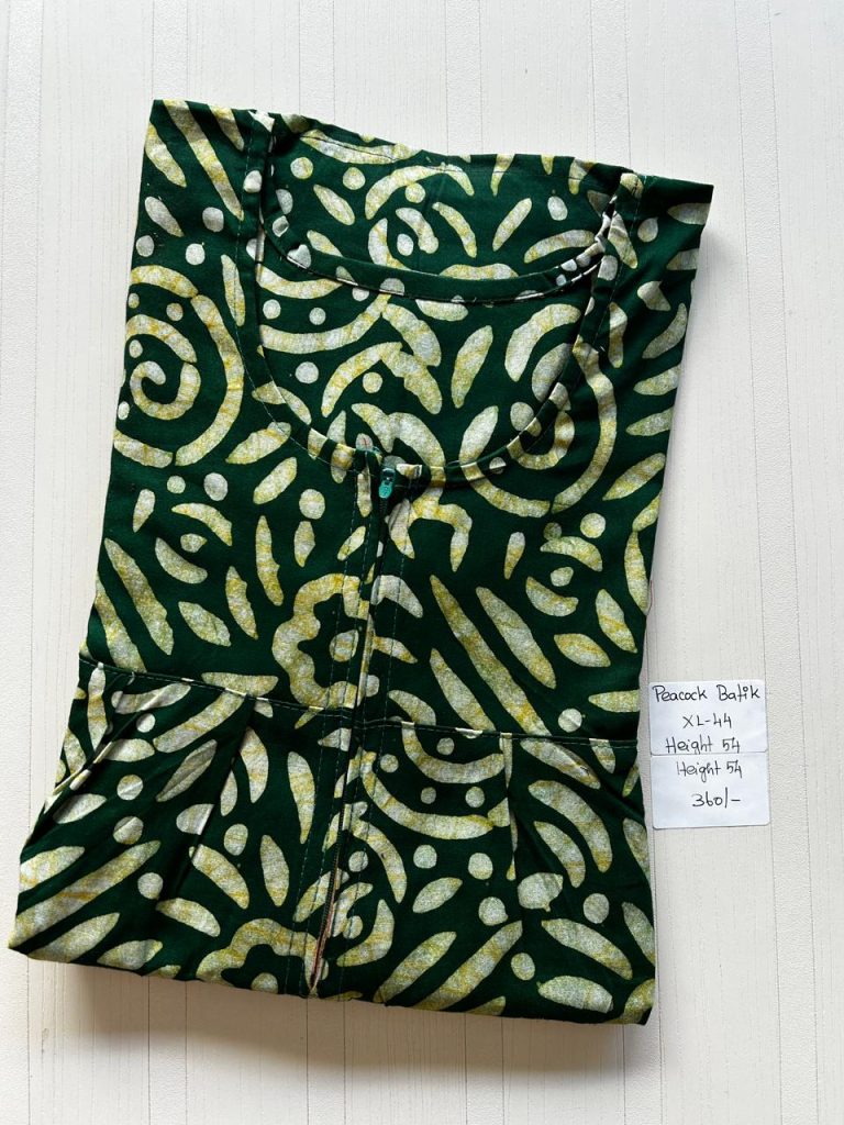 AA0268 Peacock Pleats Zip Batik