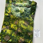 AA0822 Peacock Zip Batik